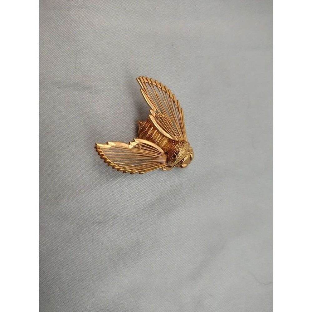 Vintage Monet Bumble Bee Brooch